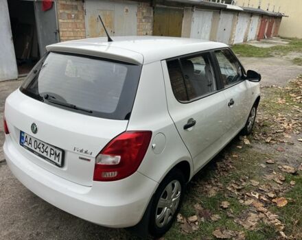 Белый Шкода Фабия, объемом двигателя 1.2 л и пробегом 240 тыс. км за 5000 $, фото 6 на Automoto.ua