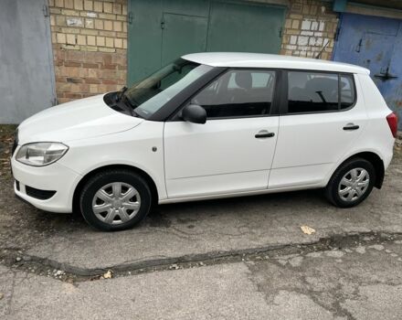 Белый Шкода Фабия, объемом двигателя 1.2 л и пробегом 240 тыс. км за 5000 $, фото 7 на Automoto.ua