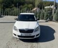 Білий Шкода Фабія, об'ємом двигуна 1.4 л та пробігом 300 тис. км за 4350 $, фото 1 на Automoto.ua