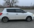 Белый Шкода Фабия, объемом двигателя 1.2 л и пробегом 175 тыс. км за 4300 $, фото 2 на Automoto.ua