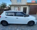 Білий Шкода Фабія, об'ємом двигуна 1.39 л та пробігом 326 тис. км за 4850 $, фото 4 на Automoto.ua