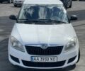 Білий Шкода Фабія, об'ємом двигуна 1.4 л та пробігом 242 тис. км за 3850 $, фото 2 на Automoto.ua
