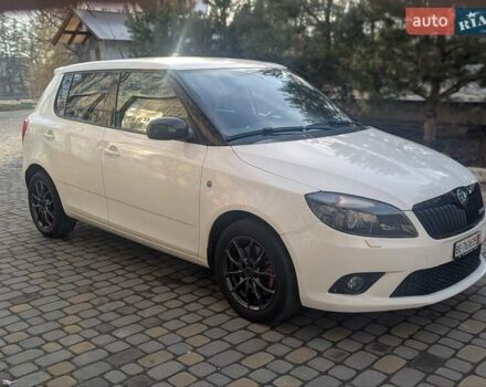 Белый Шкода Фабия, объемом двигателя 1.4 л и пробегом 155 тыс. км за 7950 $, фото 5 на Automoto.ua