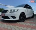 Белый Шкода Фабия, объемом двигателя 1.4 л и пробегом 177 тыс. км за 8499 $, фото 1 на Automoto.ua