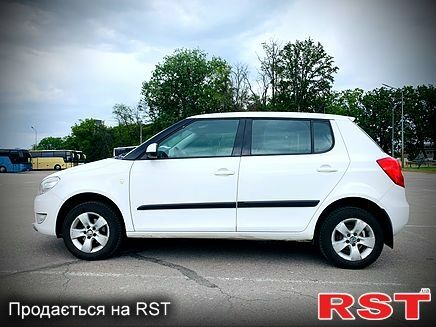 Білий Шкода Фабія, об'ємом двигуна 1.2 л та пробігом 287 тис. км за 4900 $, фото 3 на Automoto.ua