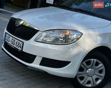 Белый Шкода Фабия, объемом двигателя 1.6 л и пробегом 207 тыс. км за 5590 $, фото 30 на Automoto.ua