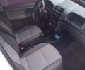 Белый Шкода Фабия, объемом двигателя 1.2 л и пробегом 178 тыс. км за 4950 $, фото 4 на Automoto.ua
