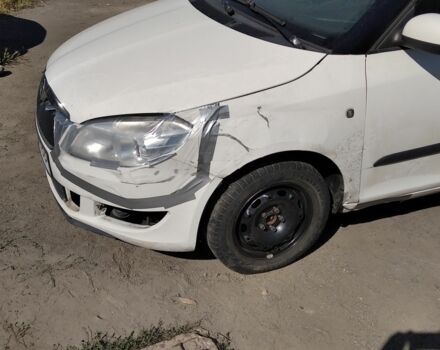 Білий Шкода Фабія, об'ємом двигуна 1.2 л та пробігом 263 тис. км за 3200 $, фото 3 на Automoto.ua