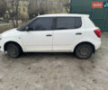 Шкода Фабия 2011 в Краматорске на Automoto.ua Белый Шкода Фабия, объемом двигателя 1.39 л и пробегом 221 тыс. км за 4800 $, фото 3 на Automoto.ua