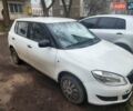 Белый Шкода Фабия, объемом двигателя 1.39 л и пробегом 239 тыс. км за 5250 $, фото 1 на Automoto.ua