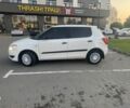 Белый Шкода Фабия, объемом двигателя 1.4 л и пробегом 166 тыс. км за 4000 $, фото 2 на Automoto.ua