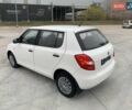 Белый Шкода Фабия, объемом двигателя 1.39 л и пробегом 230 тыс. км за 3698 $, фото 28 на Automoto.ua