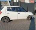 Белый Шкода Фабия, объемом двигателя 1.2 л и пробегом 157 тыс. км за 4000 $, фото 3 на Automoto.ua