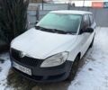 Білий Шкода Фабія, об'ємом двигуна 1.2 л та пробігом 253 тис. км за 4200 $, фото 4 на Automoto.ua