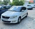 Белый Шкода Фабия, объемом двигателя 1.6 л и пробегом 265 тыс. км за 4499 $, фото 1 на Automoto.ua