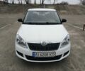 Белый Шкода Фабия, объемом двигателя 1.2 л и пробегом 388 тыс. км за 3400 $, фото 1 на Automoto.ua
