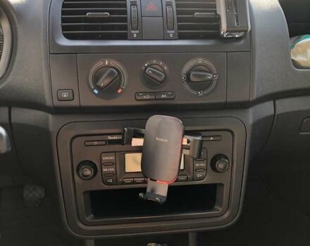 Белый Шкода Фабия, объемом двигателя 1.2 л и пробегом 25 тыс. км за 6200 $, фото 10 на Automoto.ua