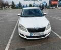 Белый Шкода Фабия, объемом двигателя 1.39 л и пробегом 201 тыс. км за 2999 $, фото 1 на Automoto.ua