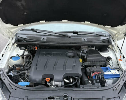 Білий Шкода Фабія, об'ємом двигуна 1.6 л та пробігом 270 тис. км за 6000 $, фото 12 на Automoto.ua