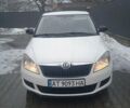 Белый Шкода Фабия, объемом двигателя 1.39 л и пробегом 180 тыс. км за 5800 $, фото 1 на Automoto.ua