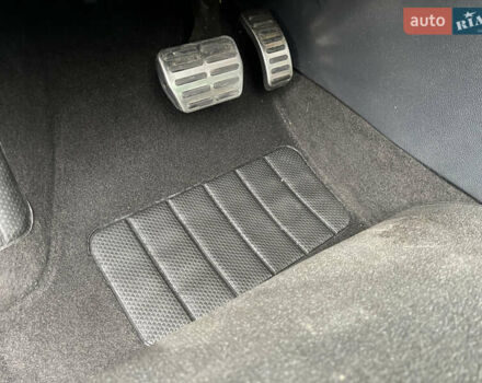 Белый Шкода Фабия, объемом двигателя 1.4 л и пробегом 163 тыс. км за 10300 $, фото 29 на Automoto.ua