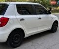 Шкода Фабия 2012 в Запорожье на Automoto.ua Белый Шкода Фабия, объемом двигателя 1.2 л и пробегом 256 тыс. км за 5200 $, фото 2 на Automoto.ua