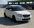 Белый Шкода Фабия, объемом двигателя 1.4 л и пробегом 198 тыс. км за 5200 $, фото 1 на Automoto.ua