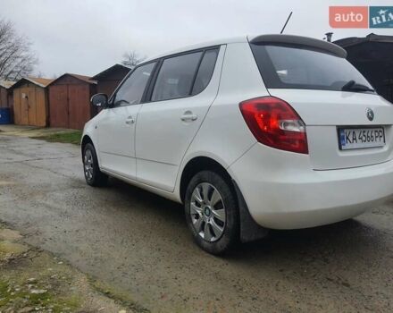Білий Шкода Фабія, об'ємом двигуна 1.39 л та пробігом 231 тис. км за 5600 $, фото 6 на Automoto.ua