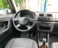 Белый Шкода Фабия, объемом двигателя 1.4 л и пробегом 235 тыс. км за 5890 $, фото 29 на Automoto.ua
