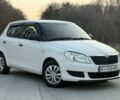 Белый Шкода Фабия, объемом двигателя 1.4 л и пробегом 300 тыс. км за 3950 $, фото 1 на Automoto.ua