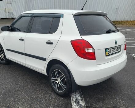 Белый Шкода Фабия, объемом двигателя 1.4 л и пробегом 172 тыс. км за 6200 $, фото 4 на Automoto.ua