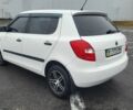 Белый Шкода Фабия, объемом двигателя 1.4 л и пробегом 172 тыс. км за 6200 $, фото 4 на Automoto.ua