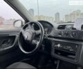 Білий Шкода Фабія, об'ємом двигуна 1.4 л та пробігом 420 тис. км за 3400 $, фото 4 на Automoto.ua