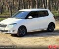 Белый Шкода Фабия, объемом двигателя 1.4 л и пробегом 140 тыс. км за 6100 $, фото 4 на Automoto.ua