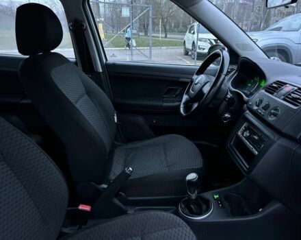 Білий Шкода Фабія, об'ємом двигуна 1.4 л та пробігом 280 тис. км за 5400 $, фото 15 на Automoto.ua