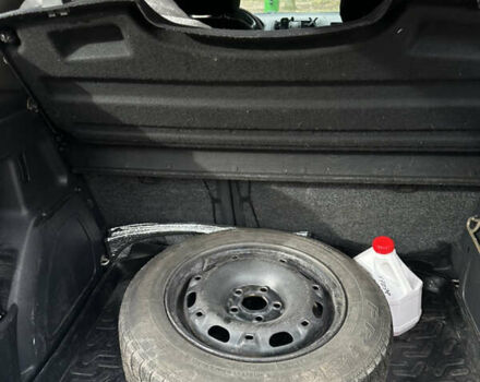 Белый Шкода Фабия, объемом двигателя 1.39 л и пробегом 257 тыс. км за 4600 $, фото 10 на Automoto.ua