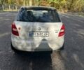 Білий Шкода Фабія, об'ємом двигуна 1.39 л та пробігом 283 тис. км за 4900 $, фото 6 на Automoto.ua