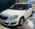 Белый Шкода Фабия, объемом двигателя 1.2 л и пробегом 250 тыс. км за 3700 $, фото 1 на Automoto.ua