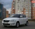 Белый Шкода Фабия, объемом двигателя 1.39 л и пробегом 125 тыс. км за 5800 $, фото 1 на Automoto.ua
