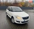 Белый Шкода Фабия, объемом двигателя 1.2 л и пробегом 70 тыс. км за 7000 $, фото 2 на Automoto.ua