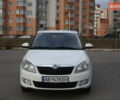 Белый Шкода Фабия, объемом двигателя 1.39 л и пробегом 125 тыс. км за 5800 $, фото 1 на Automoto.ua