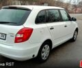 Белый Шкода Фабия, объемом двигателя 14 л и пробегом 249 тыс. км за 6200 $, фото 3 на Automoto.ua