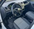 Белый Шкода Фабия, объемом двигателя 1.4 л и пробегом 210 тыс. км за 4899 $, фото 3 на Automoto.ua