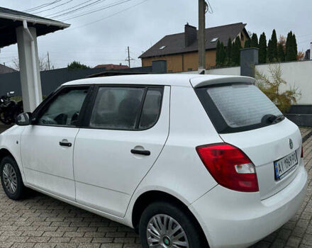 Білий Шкода Фабія, об'ємом двигуна 1.2 л та пробігом 305 тис. км за 4100 $, фото 1 на Automoto.ua