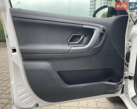 Белый Шкода Фабия, объемом двигателя 1.4 л и пробегом 163 тыс. км за 10300 $, фото 12 на Automoto.ua