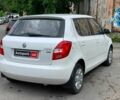 Белый Шкода Фабия, объемом двигателя 1.4 л и пробегом 235 тыс. км за 5690 $, фото 4 на Automoto.ua