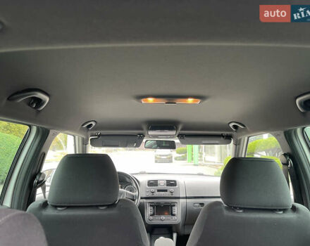 Белый Шкода Фабия, объемом двигателя 1.4 л и пробегом 163 тыс. км за 10300 $, фото 22 на Automoto.ua