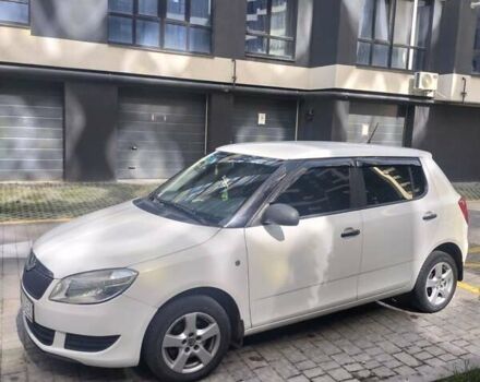 Білий Шкода Фабія, об'ємом двигуна 1.6 л та пробігом 310 тис. км за 5500 $, фото 4 на Automoto.ua