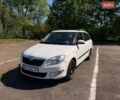 Белый Шкода Фабия, объемом двигателя 1.6 л и пробегом 285 тыс. км за 5200 $, фото 1 на Automoto.ua
