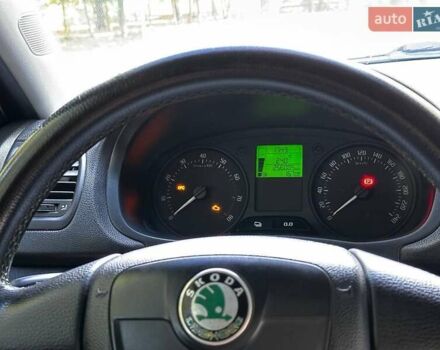 Шкода Фабия 2012 в Запорожье на Automoto.ua Белый Шкода Фабия, объемом двигателя 1.2 л и пробегом 256 тыс. км за 5200 $, фото 13 на Automoto.ua